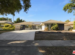 945 W 13th St, Upland, CA 91786