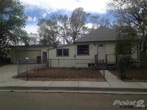 1st image of 520 6th Ave W