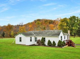 28 Cedar St, Blairstown, NJ 07825