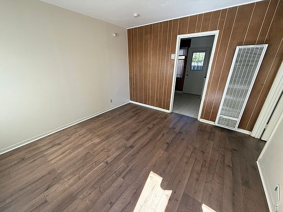 3rd image of 1634 150th Ave