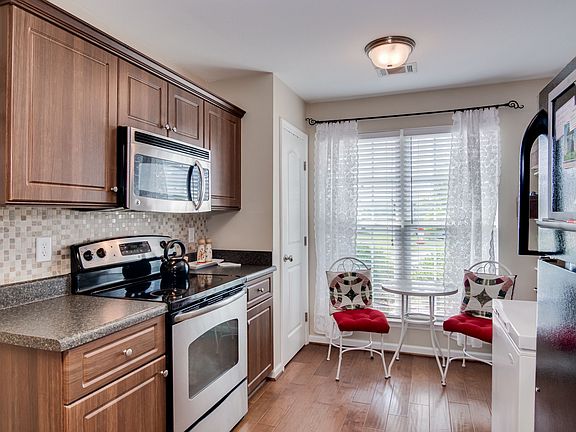 4th image of 3020 Gobbler Ct