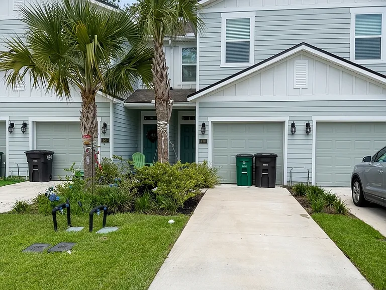 138 Inlet Reach Cir — Photo 1