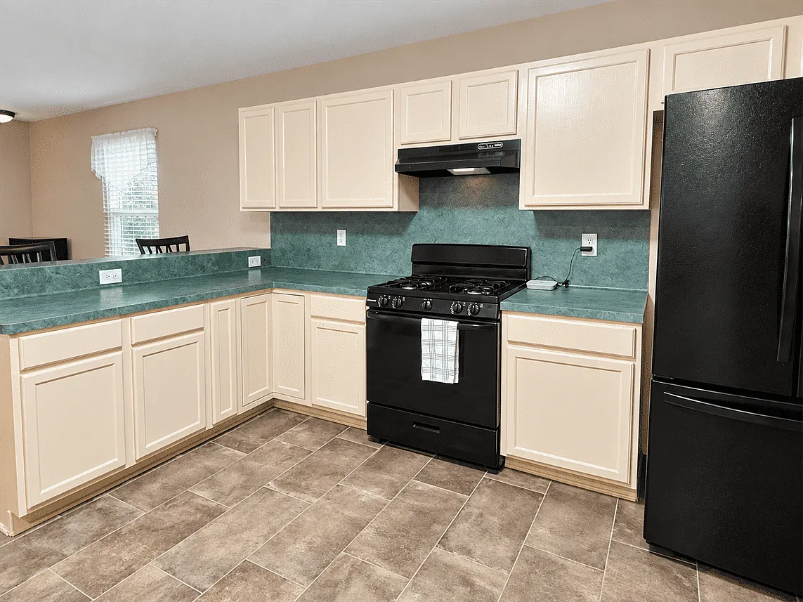 3 bed, 1866 sqft, $1,850 — Photo 4