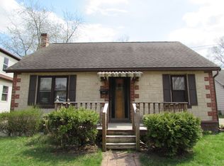 1822 W 3rd St, Dixon, IL 61021