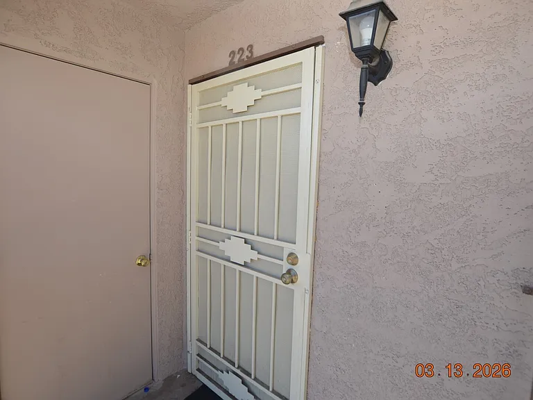 4300 N Lamont St #223-1 — Photo 4
