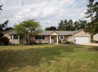 1876 Ridgeview Rd, Columbus, OH 43221