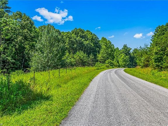 3rd image of 0 Mills Rd