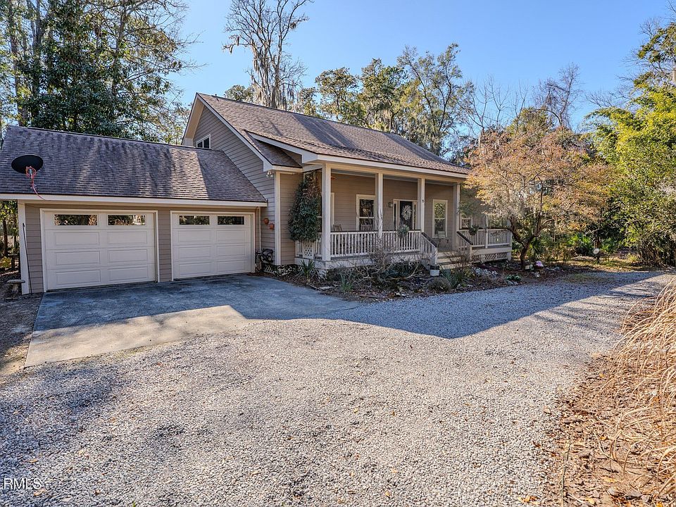 2nd image of 15 Sheridan Road