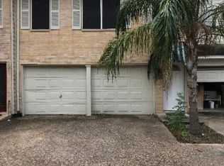 103B Sherwood Dr, Victoria, TX 77901