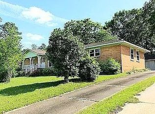 503 Valley Rd, Chickasaw, AL 36611