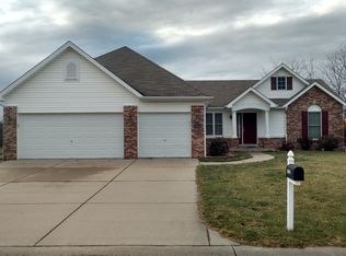 9442 Marbarry Dr, Fairview Heights, IL 62208