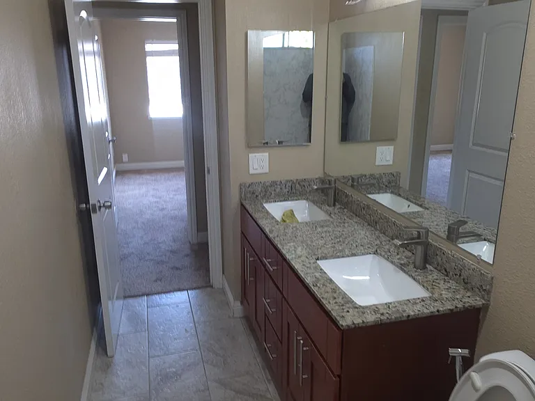 1940 Grande Cir #58 — Photo 25
