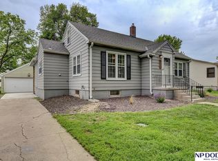 321 W 9th St, North Bend, NE 68649