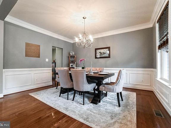2nd image of 43687 Wild Iris St
