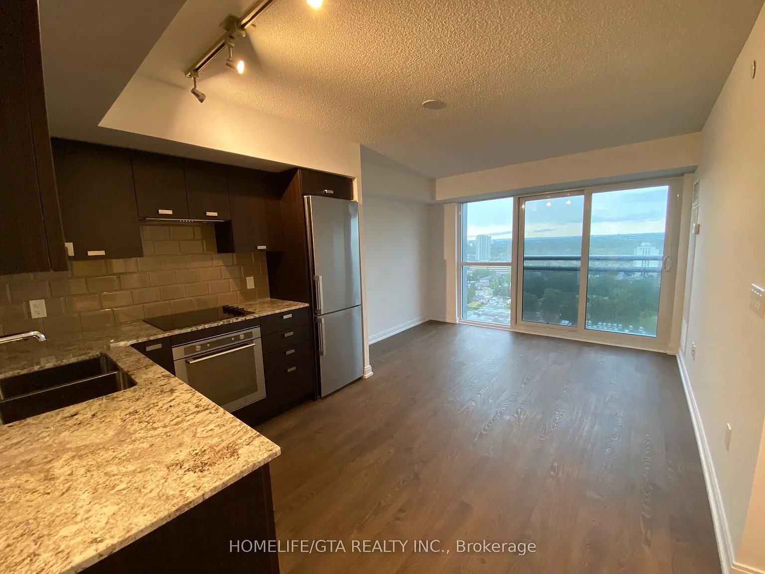 2 bed, $2,200 — Photo 3