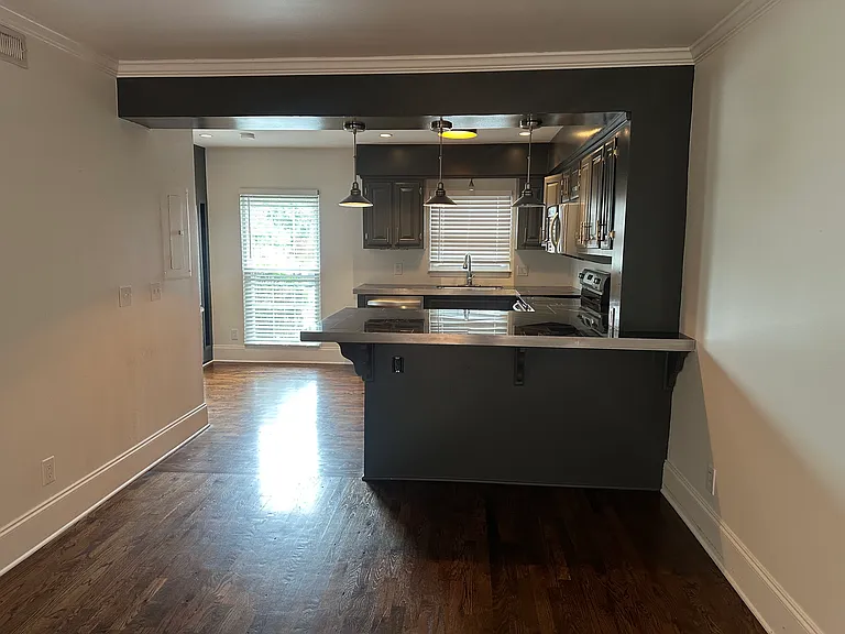 727 Brentwood Point — Photo 5