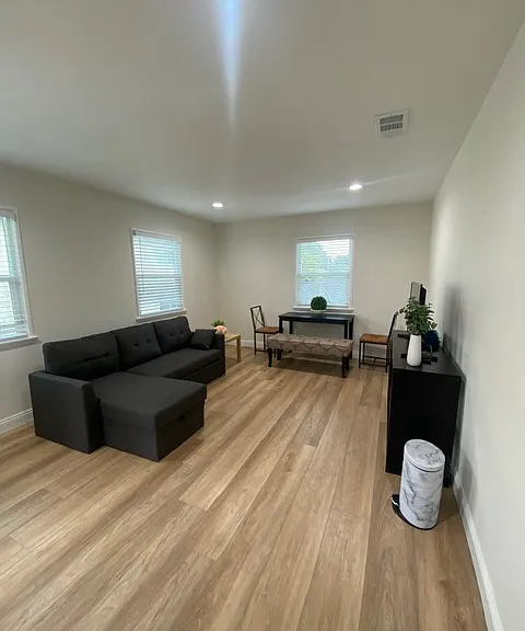 2439 S Baldwin Ave — Photo 1