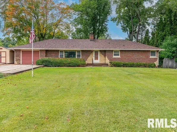 3105 E Kimberly Rd, Davenport, IA 52807