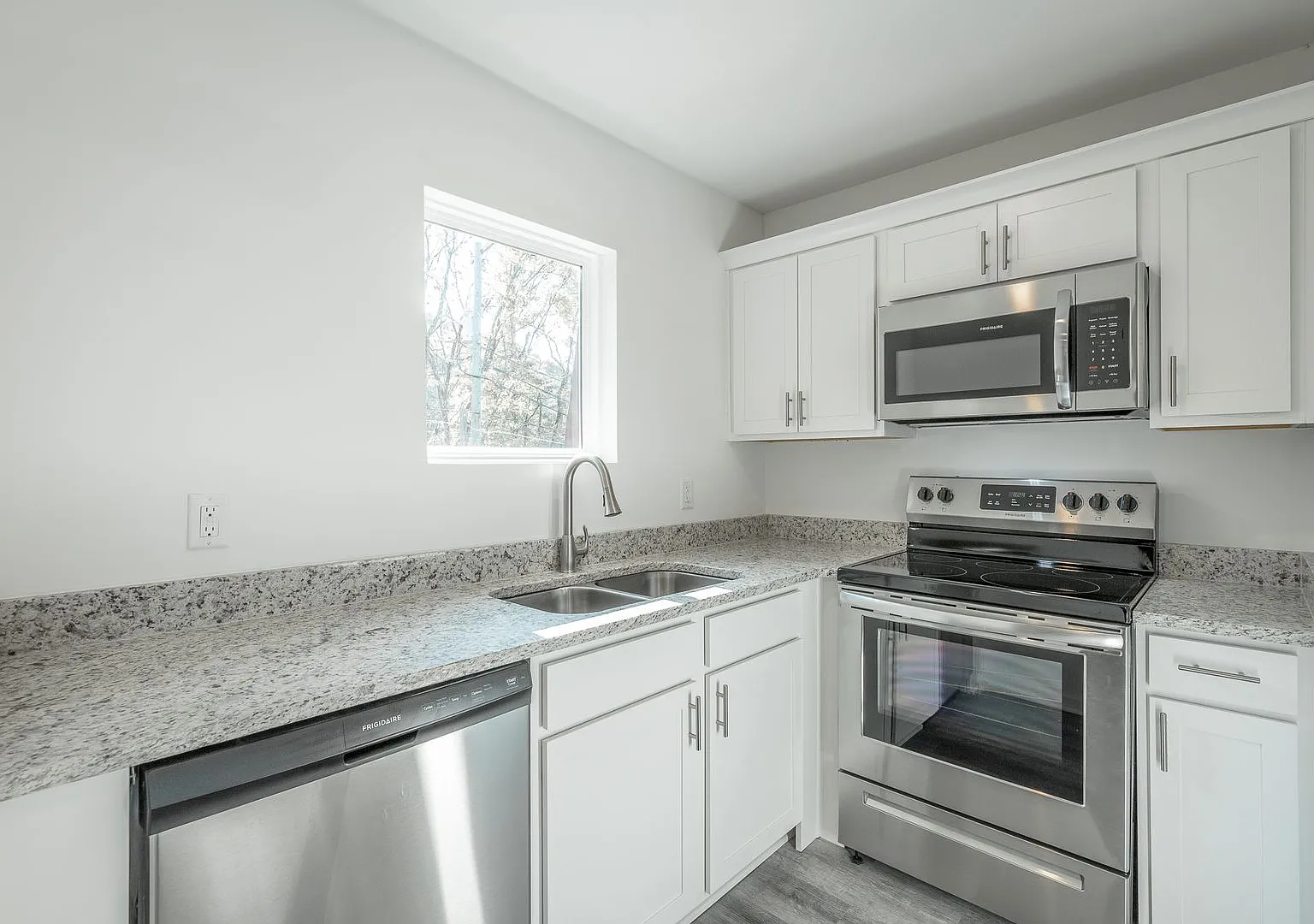 Missionary View: Modern Multifamily Living in Chattanooga — Photo 1