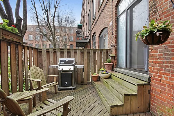 Sold by Corcoran | media 21