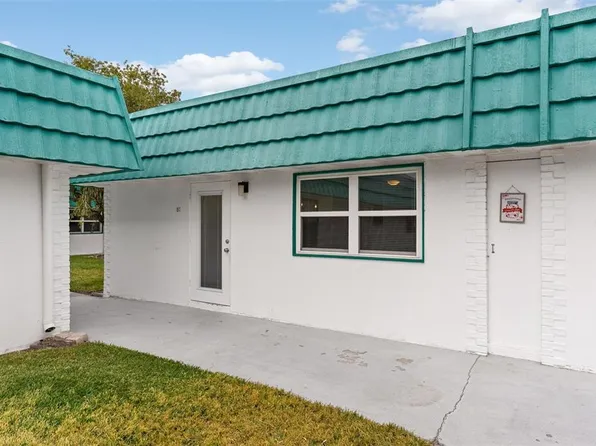 205 Kings Blvd APT 52, Sun City Center, FL 33573