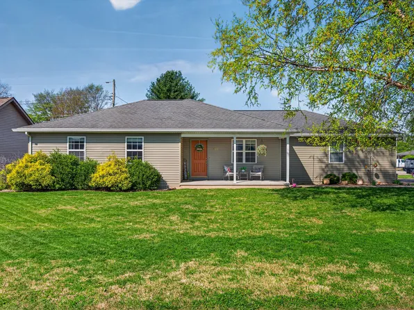 400 S Valley Dr, Brownstown, IN 47220