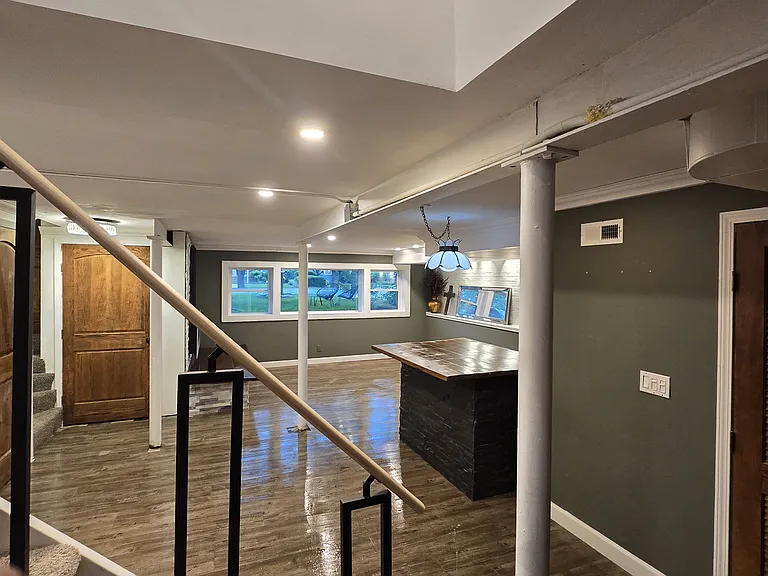 740 N La Grange Rd #1 — Photo 15