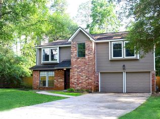 102 E Mistybreeze Cir, Spring, TX 77381