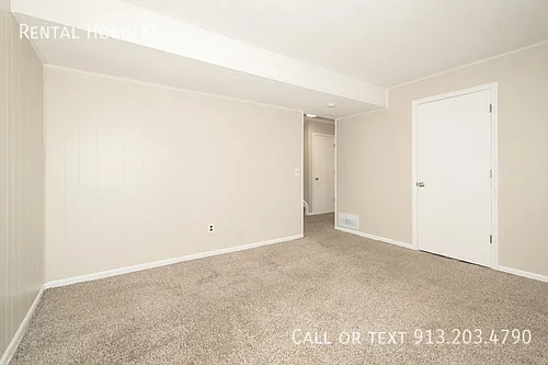 16413 W 123rd St — Photo 25