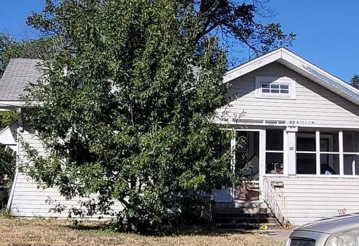 1st image of 745 Hammond Ave