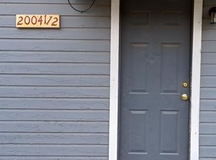 2004 1/2 SW B Ave, Lawton, OK 73501