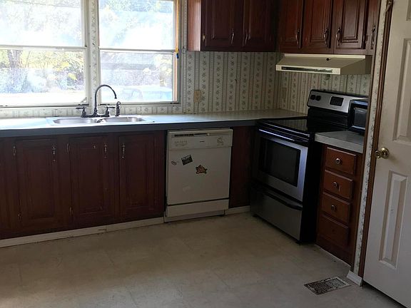 4th image of 9127 Andersonville Pike