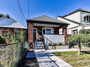 972 Cosburn Ave, Toronto, ON M4C 2W9