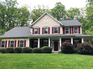 4695 Shadybrook Dr, Sykesville, MD 21784