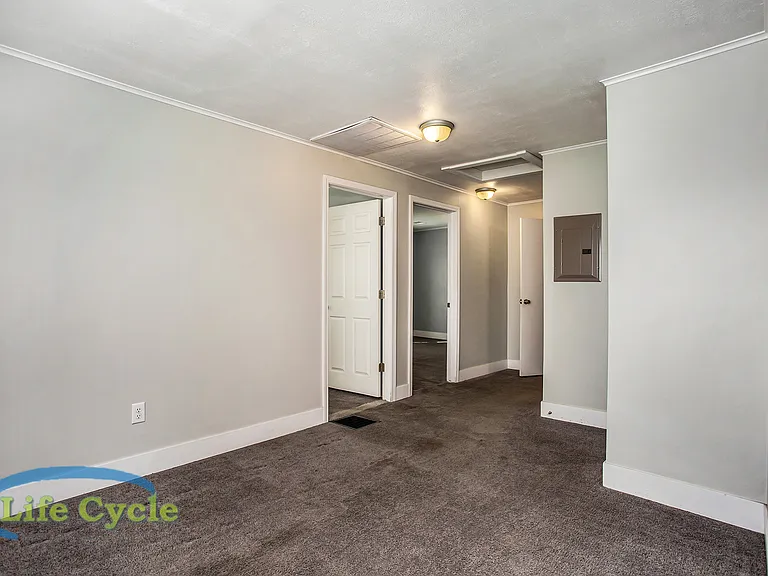 353 Atlas Ave SE #2 — Photo 14