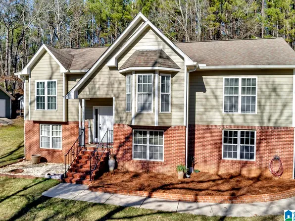 54 Melissa Dr, Alabaster, AL 35007