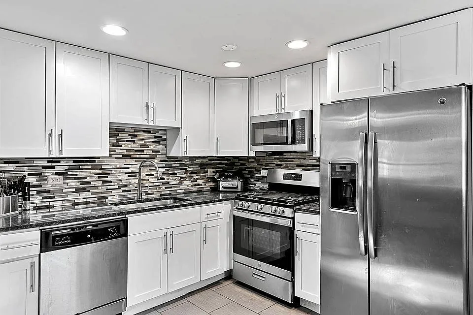 432 E Birch Dr — Photo 4