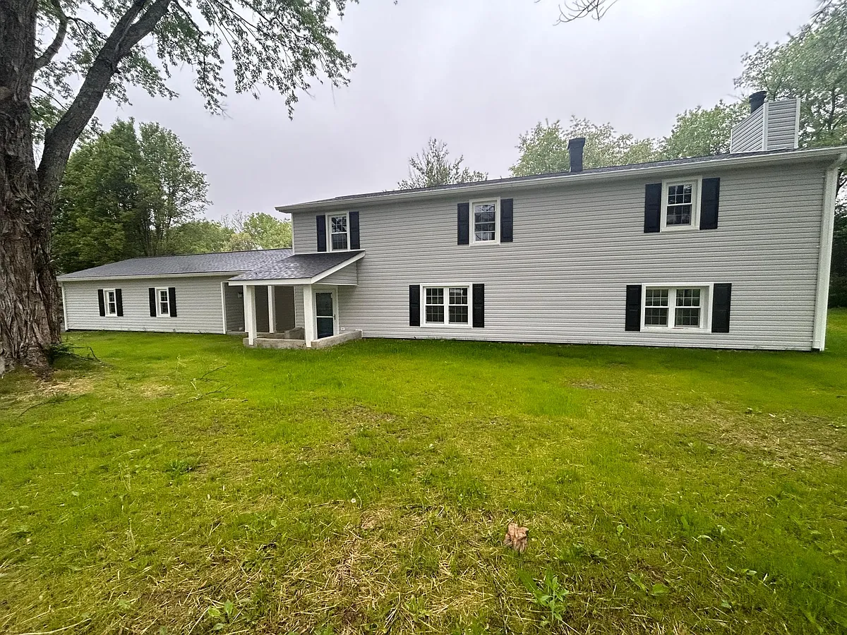 Building Photo - 446 Calf Mountain Rd