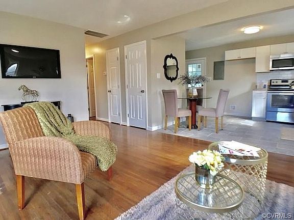 5th image of 4409 Samara Dr