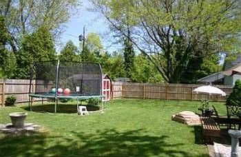 3rd image of 1561 Old Hickory Ln