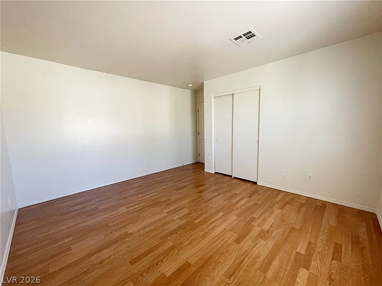 1018 Cliffbrook Hedge Ave — Photo 32