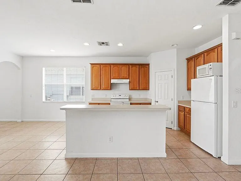 4967 Pall Mall St W — Photo 14