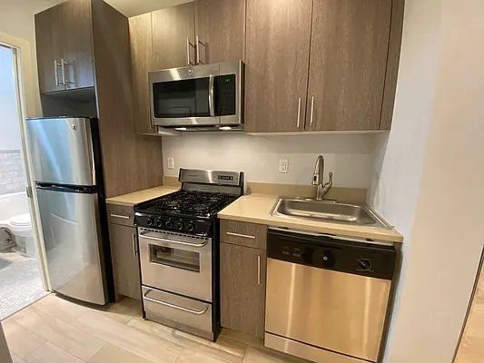 Rented by Douglas Elliman | media 8