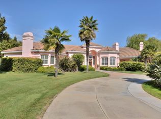 9790 No Name Uno Rd, Gilroy, CA 95020