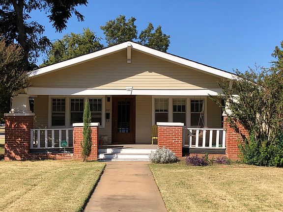 Classic Home in the Western Avenue District.