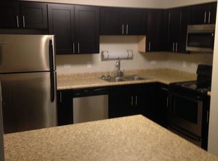 1968 W Algonquin Rd APT 11B, Mount Prospect, IL 60056