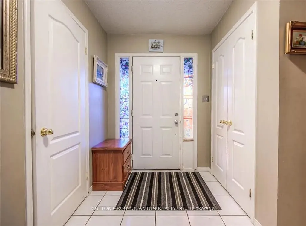 3 bed, $2,700 — Photo 3