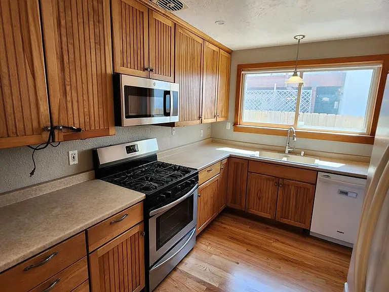 3772 Crete St — Photo 5