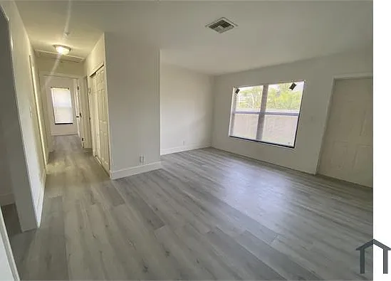 2 bed, $1,900 — Photo 3