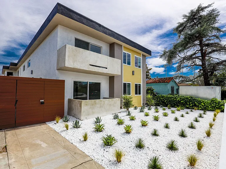 2034 S Garth Ave — Photo 82
